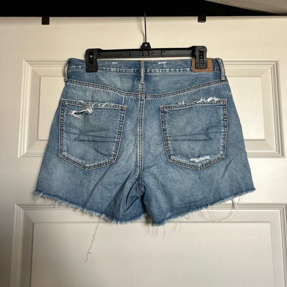 American Eagle Outfitters Blue Distressed Jean Shorts - Picture 2 of 4